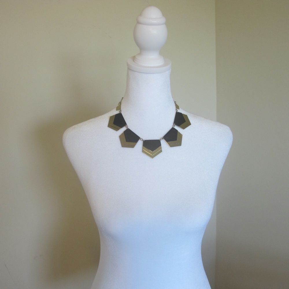 Express Women's Necklace Geometric Gold & Black GUC - Picture 4 of 4